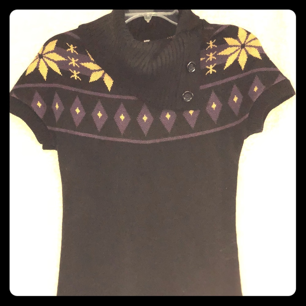 Turtleneck pull down sweater top